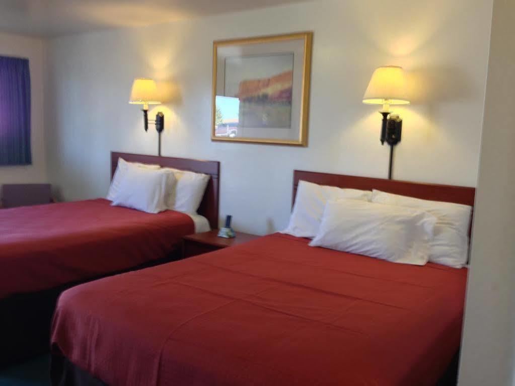 Canyonlands Motor Inn 몬티첼로 외부 사진