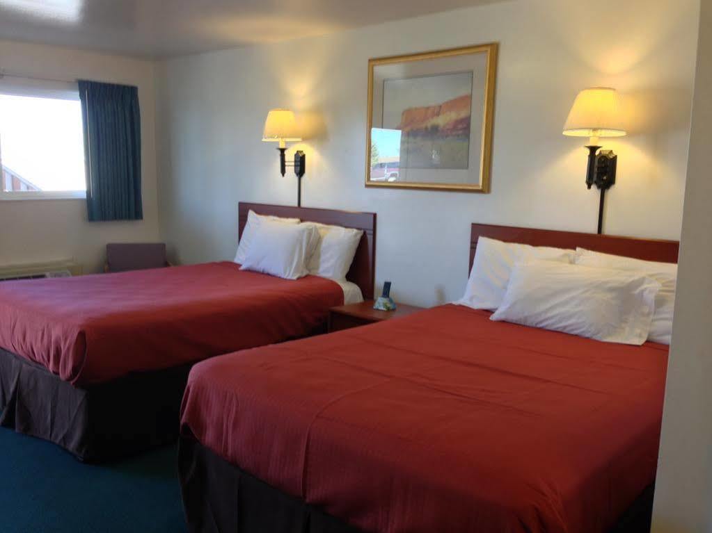 Canyonlands Motor Inn 몬티첼로 외부 사진