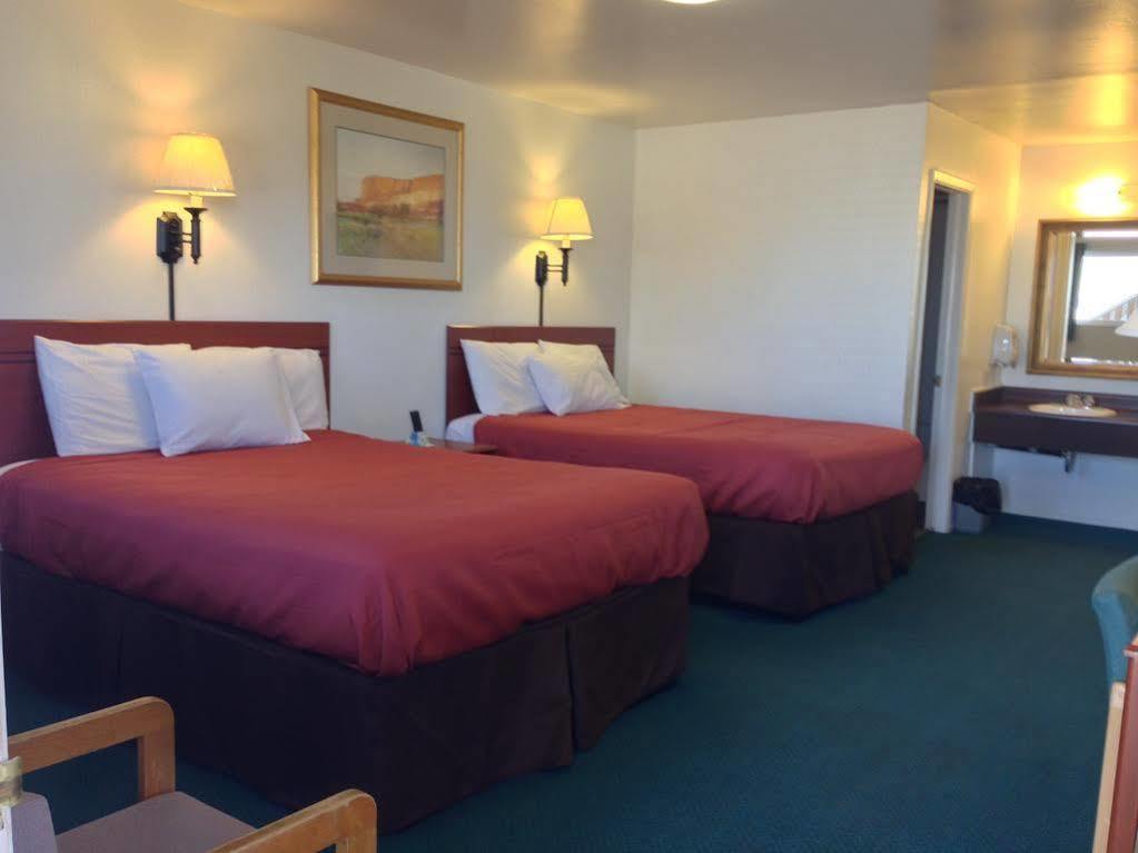 Canyonlands Motor Inn 몬티첼로 외부 사진